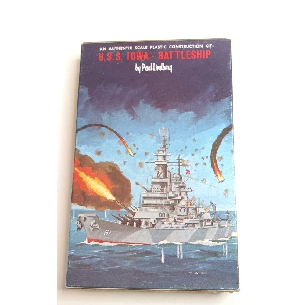 Lindberg Line Model Kit USS Iowa Battleship 1974 NOS Made In USA Vintage